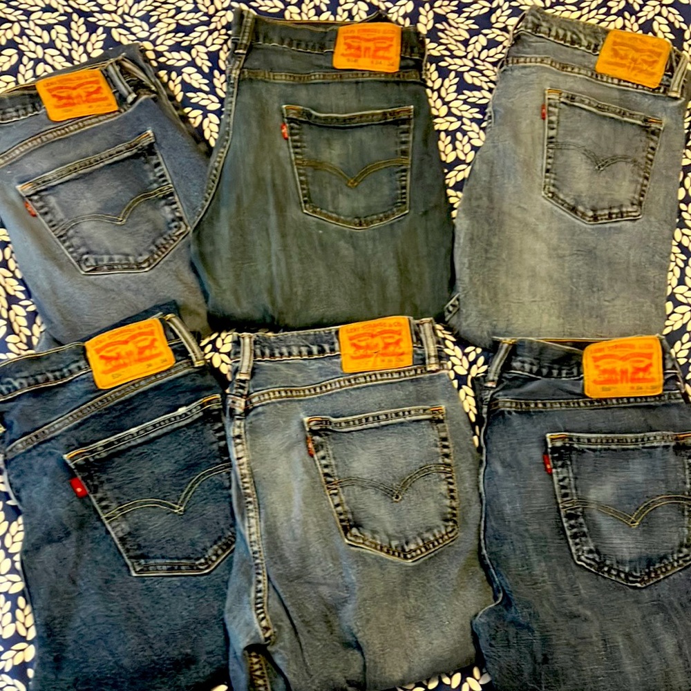 Levi’s 514 jeans